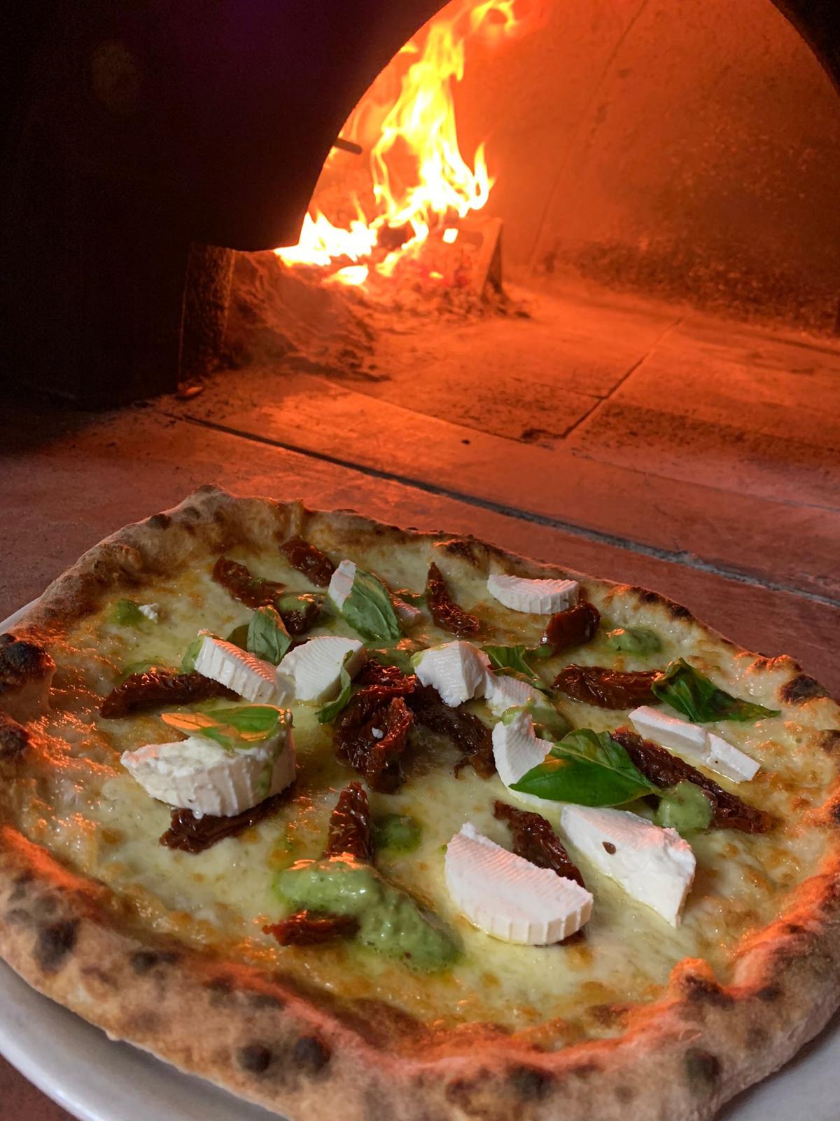 Pizza Campagnola
